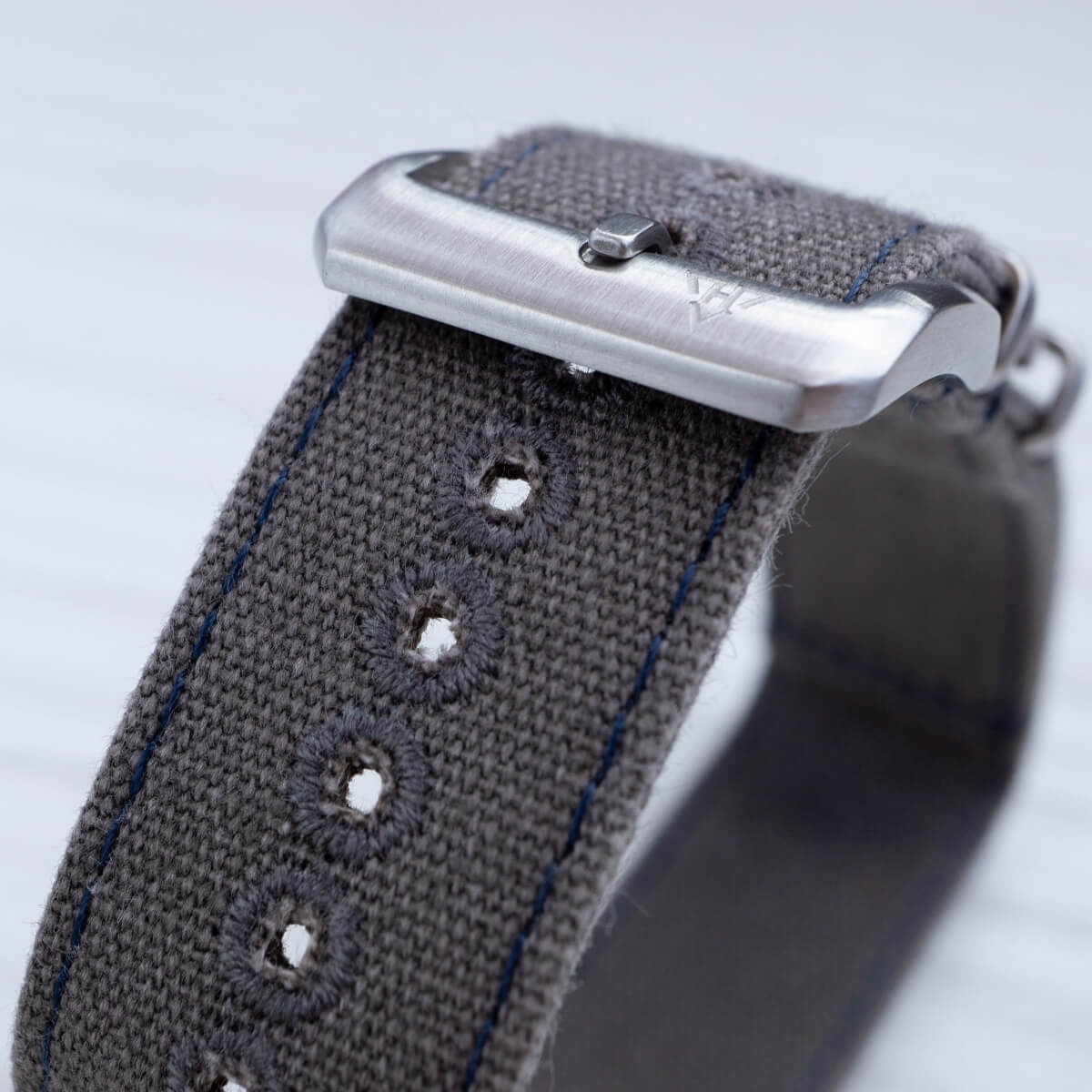 haveston canvas pass-through strap