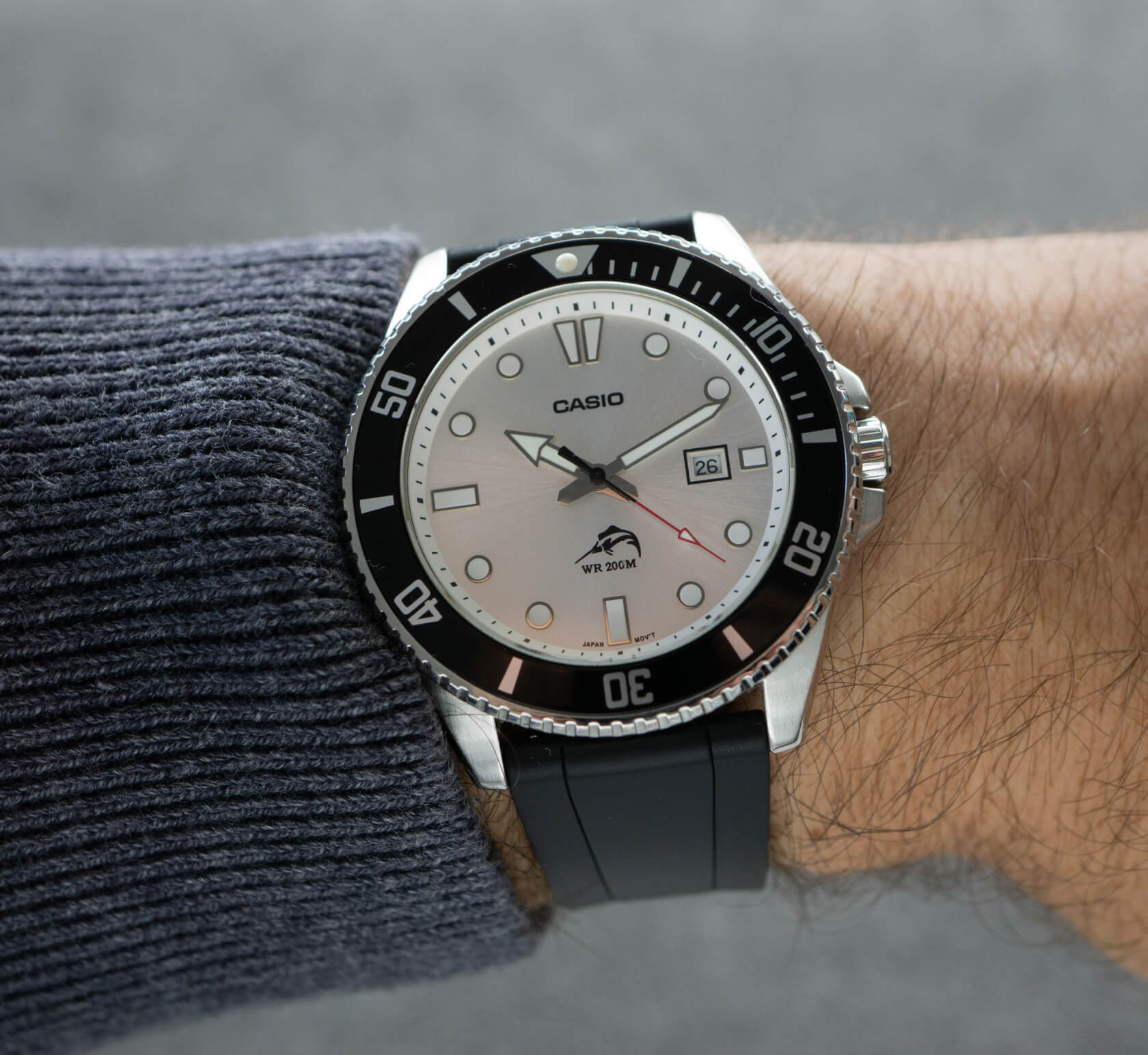 Straight FKM Rubber Strap by Helvetus