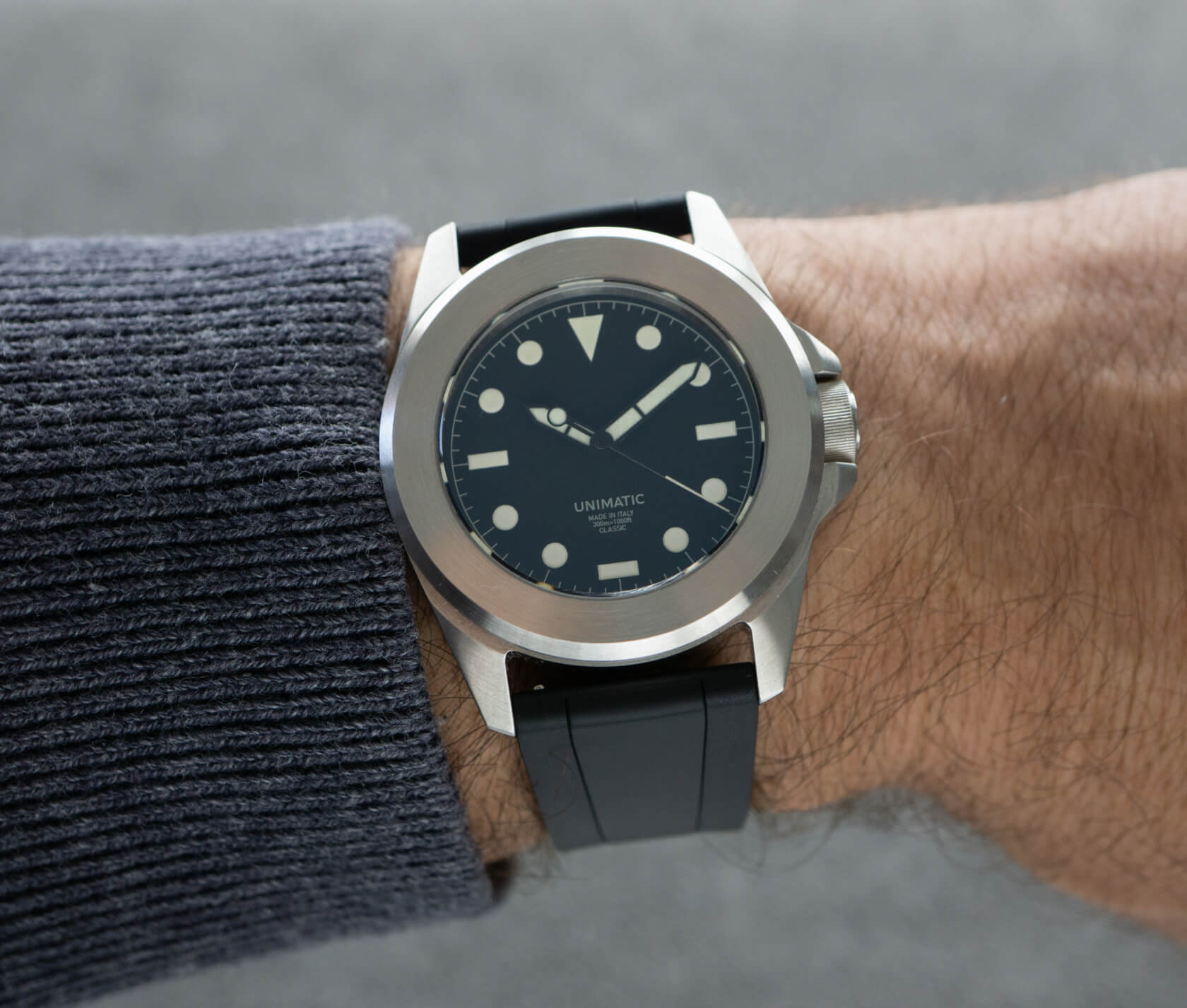 Straight FKM Rubber Strap by Helvetus