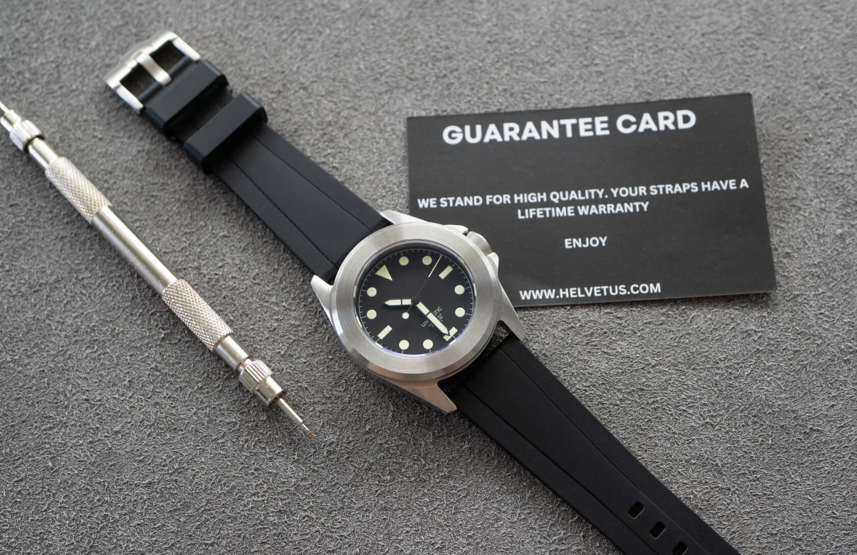 Straight FKM Rubber Strap by Helvetus