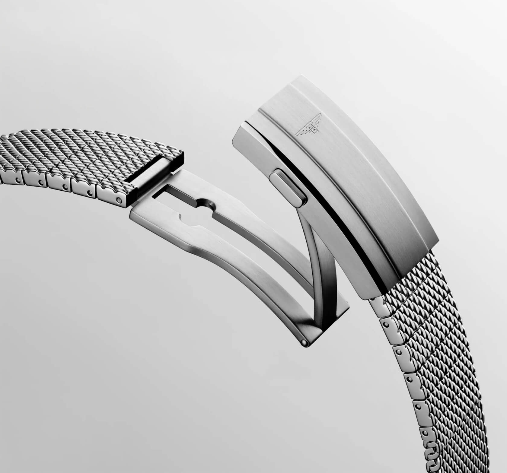 Longines HydroConquest Milanese link removal and sizing