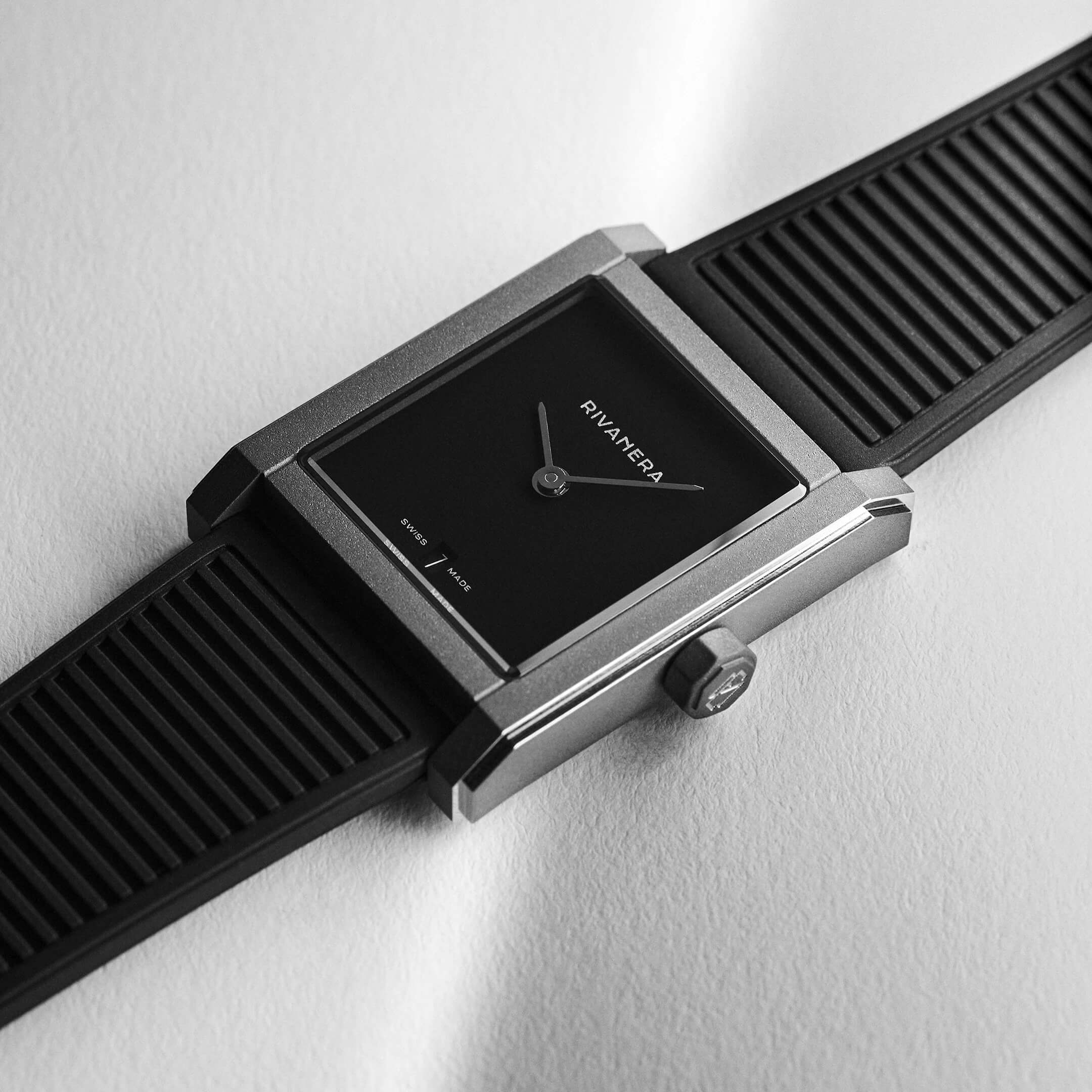 Echo Neutra Rivanera Piccolo MB black ribbed rubber strap