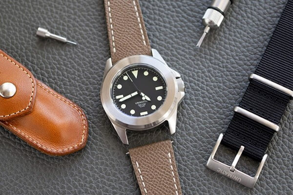 changing a watch strap