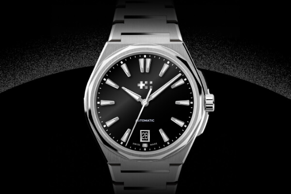 Brands that care about straps: Christopher Ward