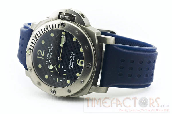 Rubber watch strap by Timefactors