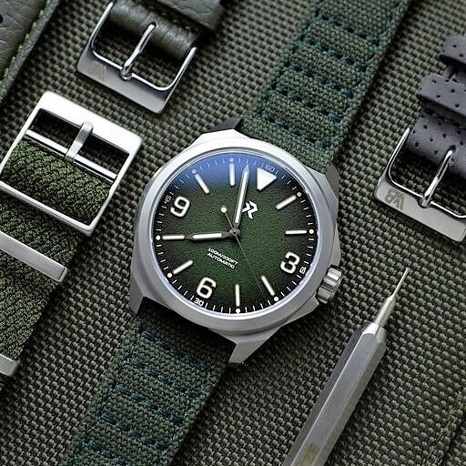 Green canvas watch strap by Watchbandit